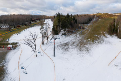 «Логойск» открыл сезон: искусственный снег с натуральной зимой 